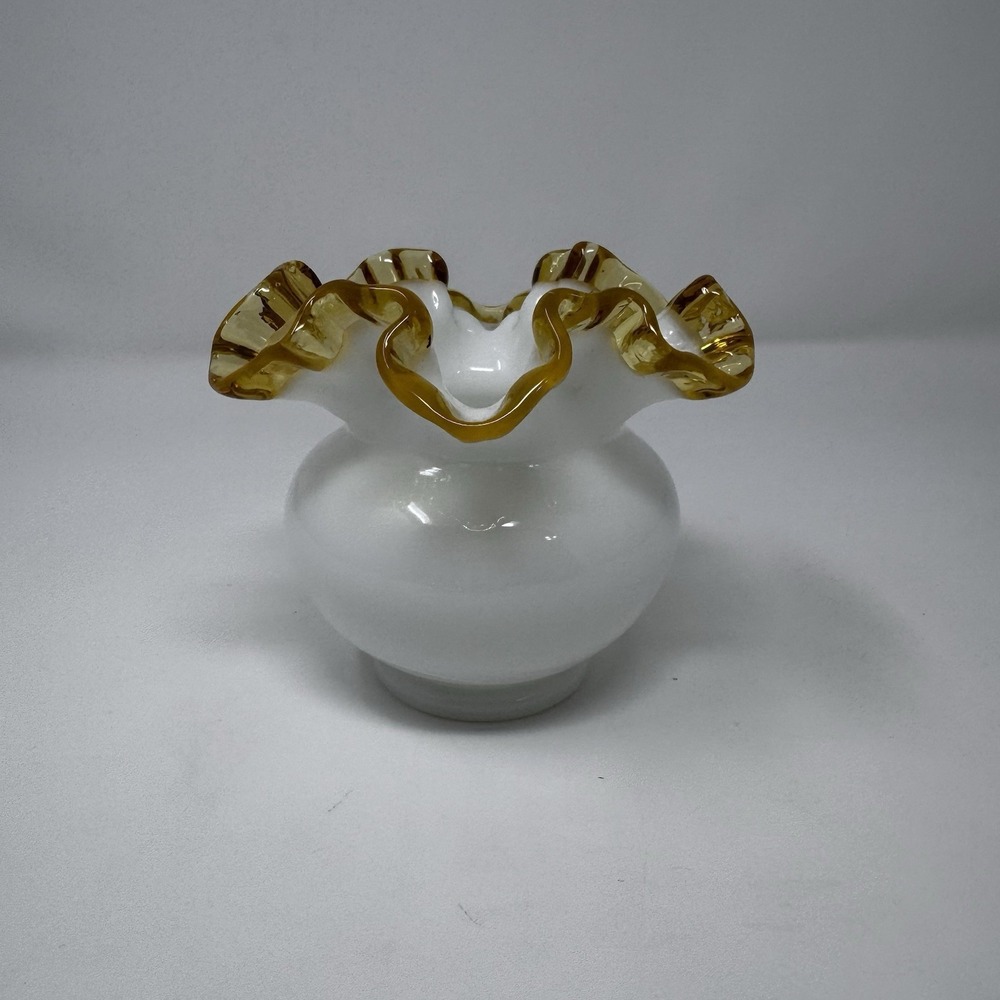 Fenton Gold Crest Glass Vase with Amber Ruffled Rim, 5 in Tall  Vintage - Picture 4 of 11